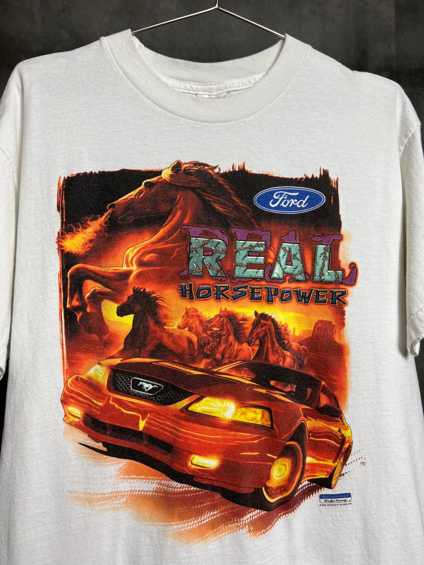 2000s Ford mustang horsepower tee  [L]