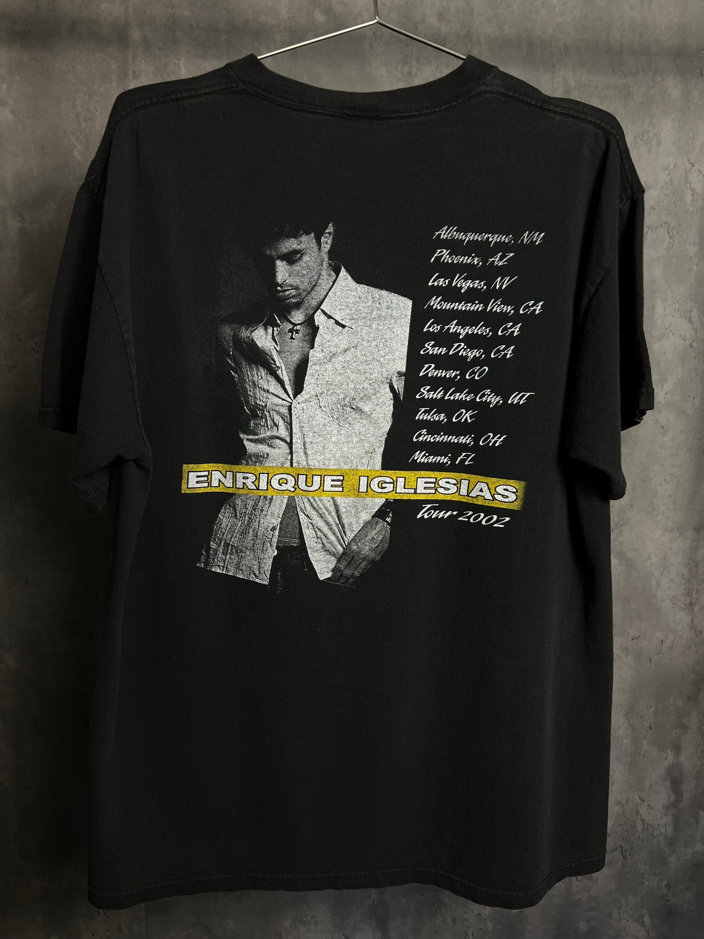 2000s Enrique Inglesias tour tee [L]